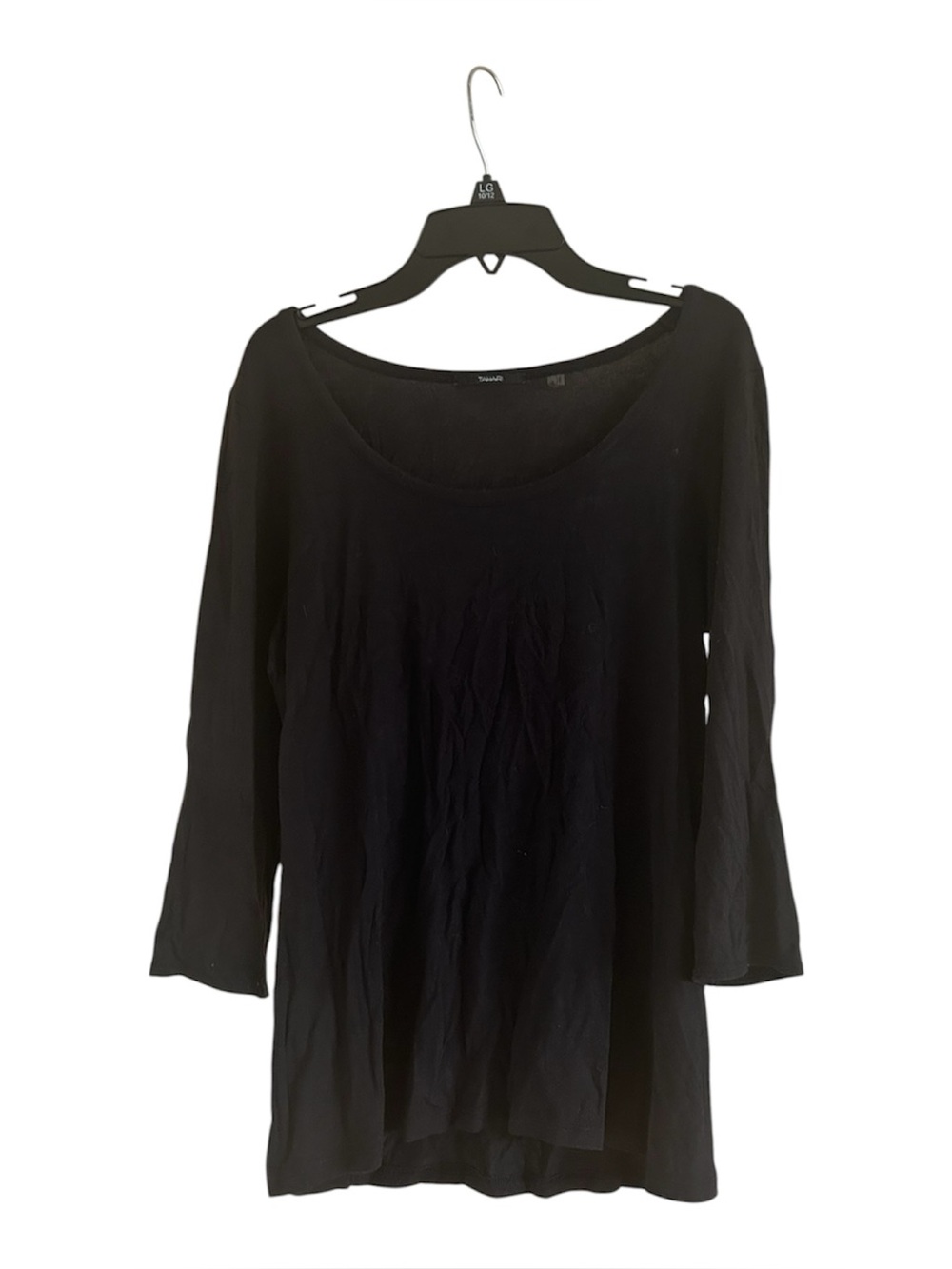 Tahari Black Scoop Neck Size Medium Short Sleeve Tee